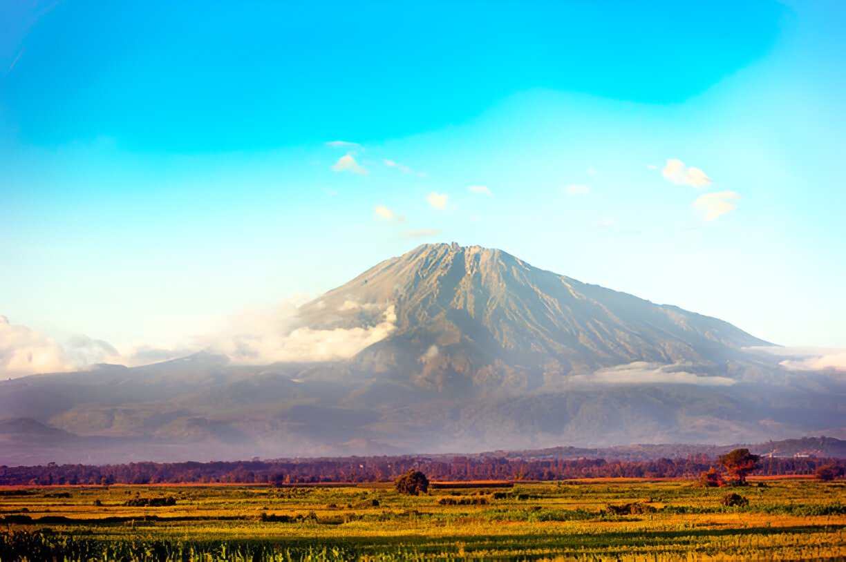 Climb Mt. Meru: 4-Day Adventure in Tanzania